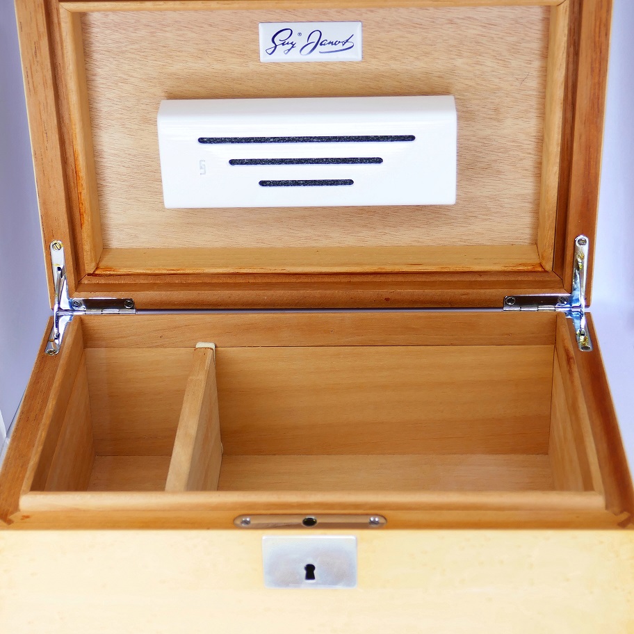Guy Janot Humidor Ahorn/spanische Zeder